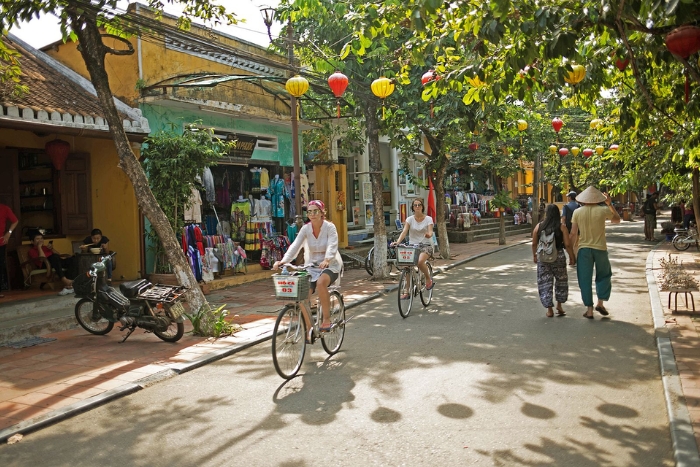 Explore the ancient town by bicycle from only 30.000 VND