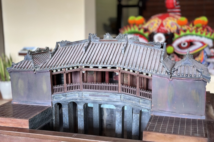 Japanese Covered Bridge Hoi An model