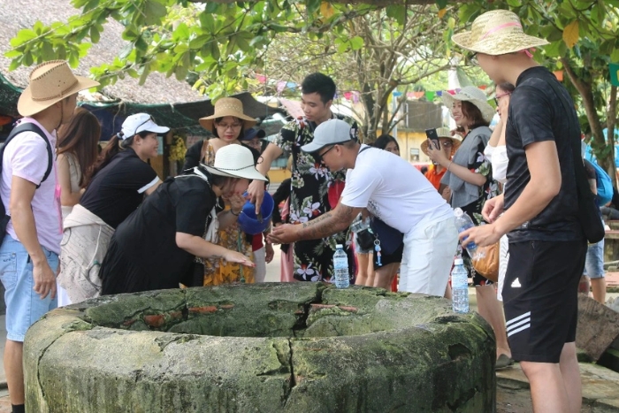 Ancient Cham well - Discover the magic of Cu Lao Cham ancient well