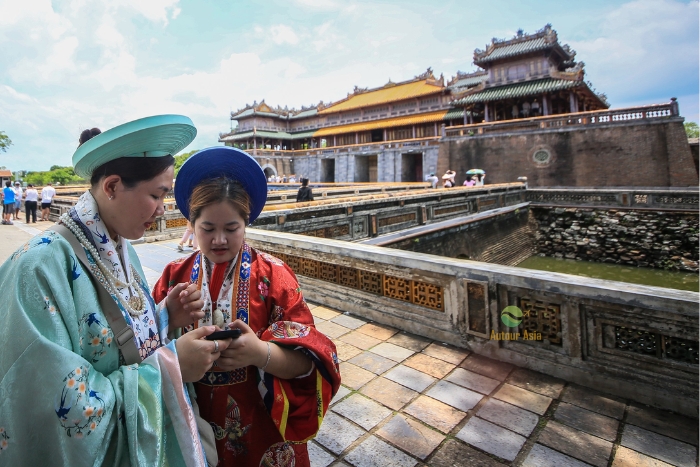 Discover Imperial City highlights on your 4 days Hue Dong Hoi itinerary