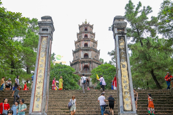 Admire Thien Mu Pagoda’s charm on your Hue Dong Hoi Vietnam itinerary