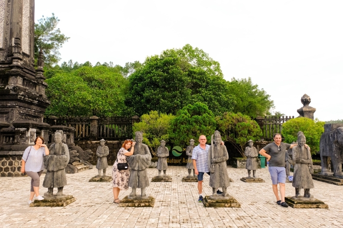 Marvel at Khai Dinh Tomb on a cultural Hue to Dong Hoi itinerary 4 days