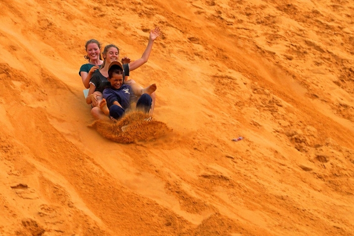 Red Sand Dunes - Magnificent Sand Paradise