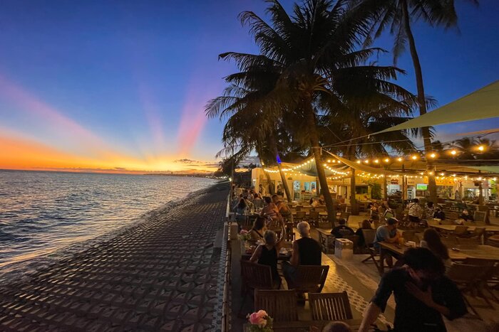 Một Nắng Seafood Restaurant – Seaside