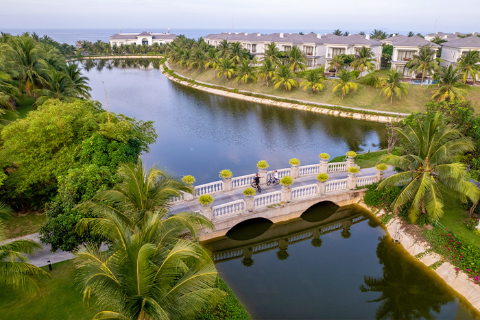 Mélia Vinpearl Cam Ranh Beach Resort