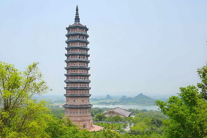 Bao Thap Tower in Bai Dinh Pagoda