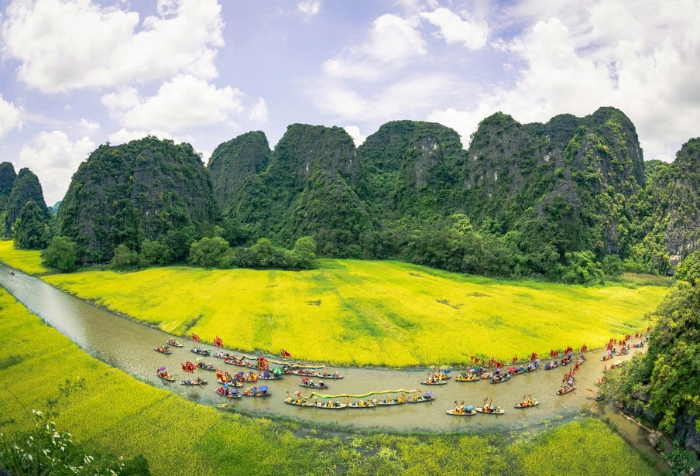 Tam Coc boat, one of the Ninh Binh boat