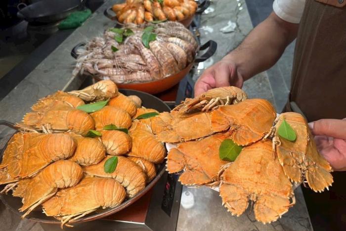 Grilled slipper lobster among the famous food in Phu Quoc