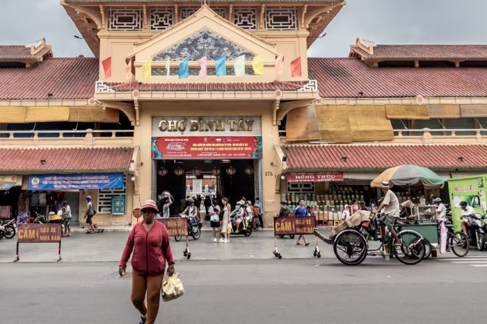 Cholon cultural discoveries on a Ho Chi Minh City shore excursion from Phu My Port