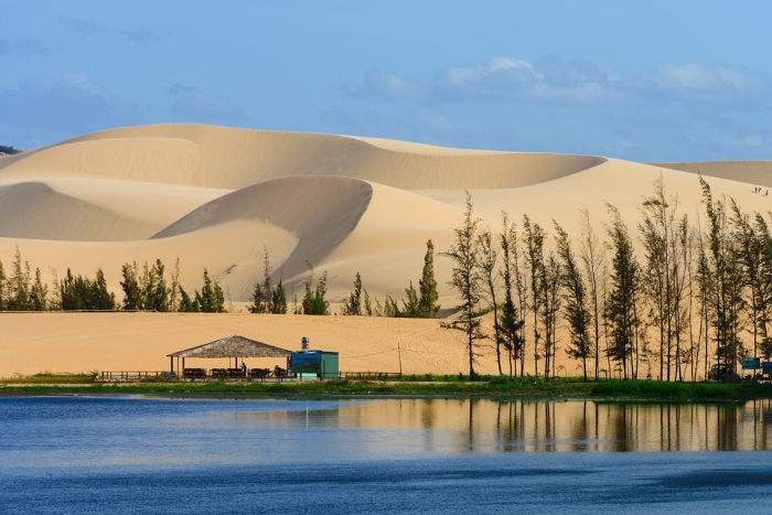 Exploration of Mui Ne's white dunes