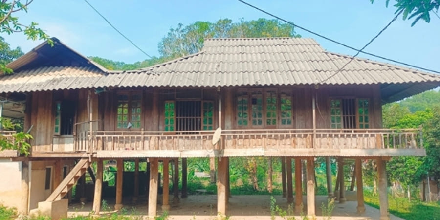 Thai ethnic stilt houses