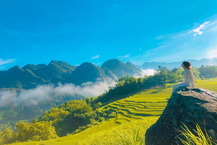 Admire the magnificence of nature in Don village, Pu Luong