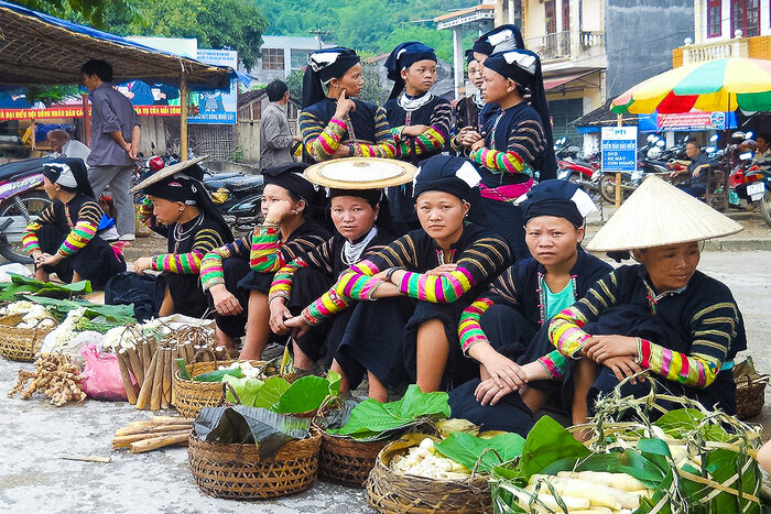 Visit Pho Doan Ethnic Market