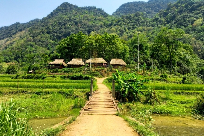 Don Village, Pu Luong