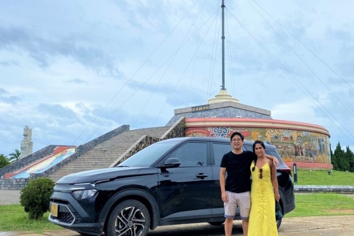 Tourist shuttle or a private car may optimize your travel in Quang Binh