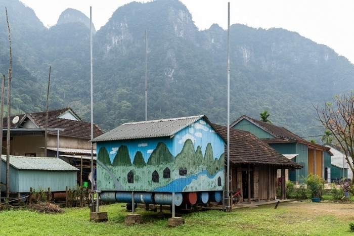 Colorful floating house in Tan Hoa Village, a tourism gem in Quang Binh