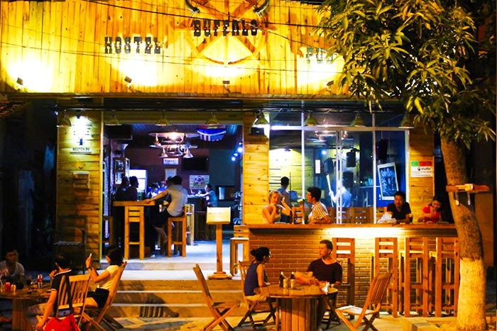 Buffalo Pub&Hostel, top best restaurant in Quang Binh 