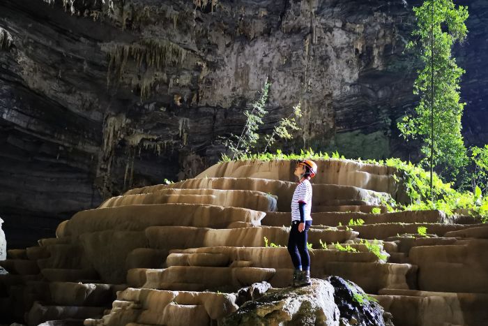 Hang Tien Cave