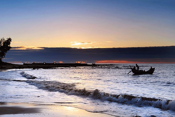 Cua Tung Beach, best beach in Quang Tri