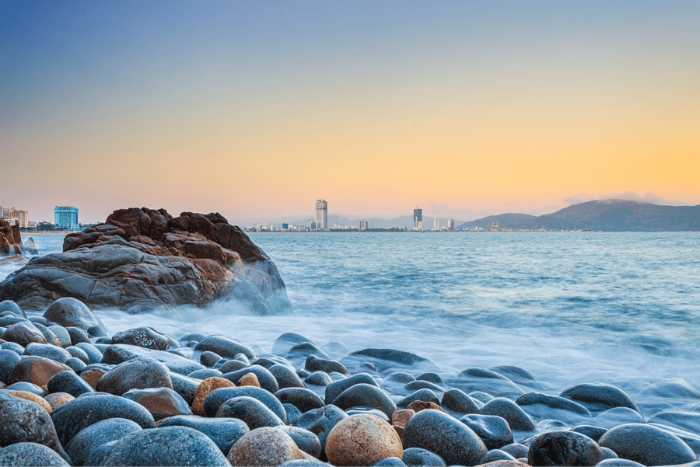 Discover Queen Beach (Hoang Hau) - a unique natural beauty