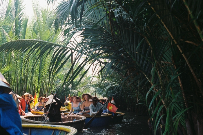 Why choose a 15 day itinerary in South Vietnam?
