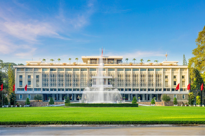 What to see in Ho Chi Minh City? Visit the Reunification Palace