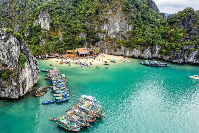The beauty of Lan Ha Bay – A Hidden Gem of Vietnam