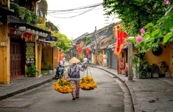 How To Travel Around Vietnam On A Budget?