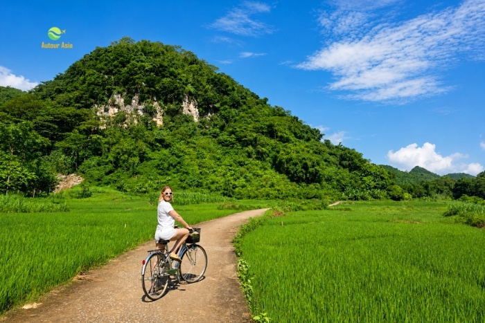 What to do in Vietnam in 15 days ? Cycling through the rice fields of Mai Chau