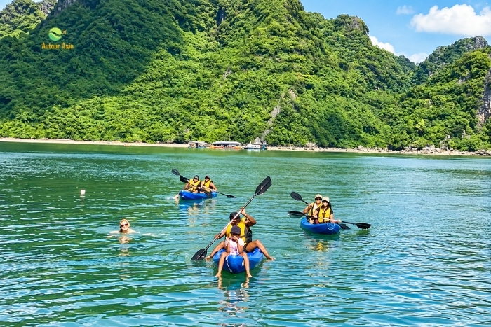 A kayaking adventure in Lan Ha during 15 days in Vietnam with kids