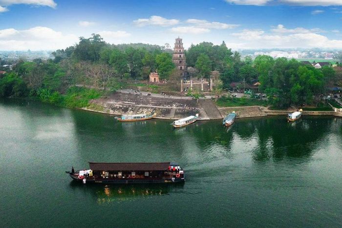 Itineraries for cheaper travel in Vietnam over 2 weeks