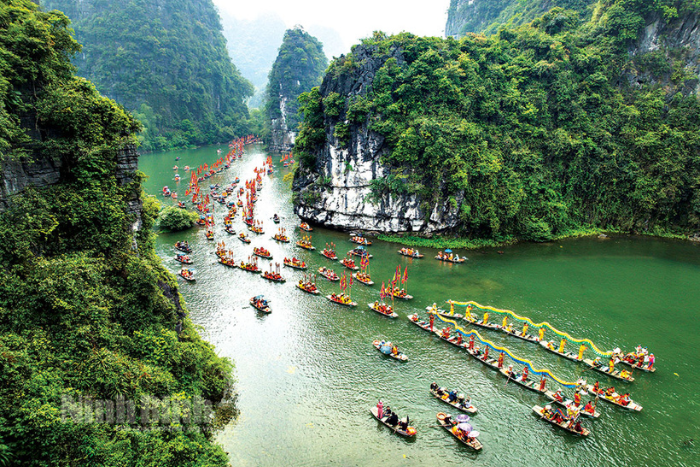 Ninh Binh, known as the &ldquo;Ha Long Bay on land&rdquo;