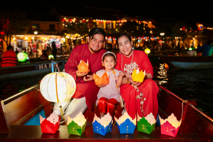 Colorful lanterns in Hoi An, ideal for a Vietnam family travel on a budge