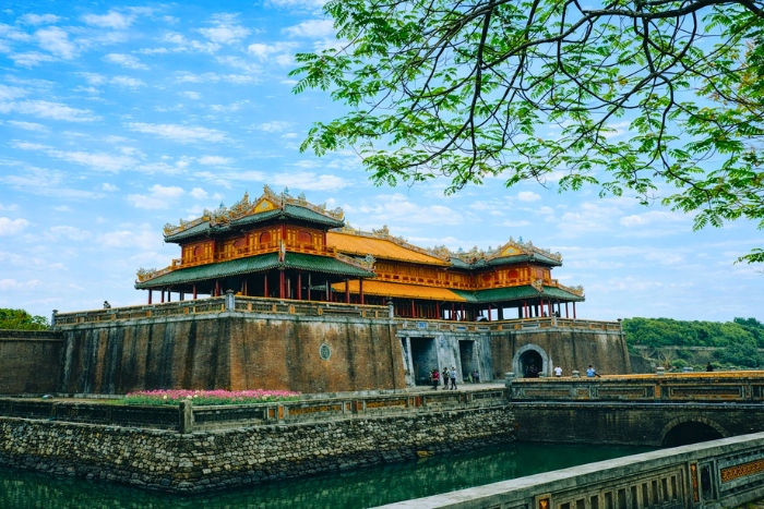 The historical beauty of the Imperial City of Hue during a 2-week tour in Vietnam