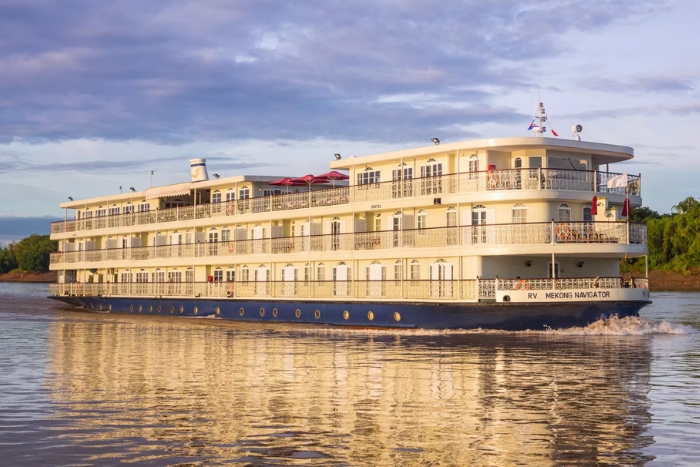 Choose Mekong Navigator cruise for your itinerary