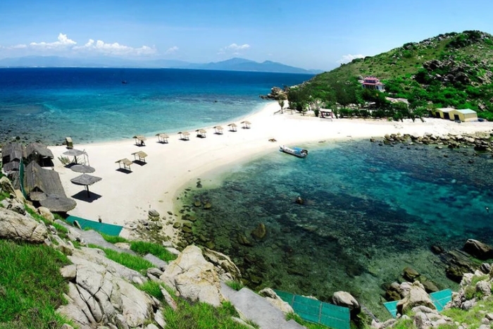 Nha Trang Beach - top destination in Vietnam