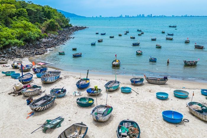 Travel spot to avoid in Da Nang – Nam O Beach area