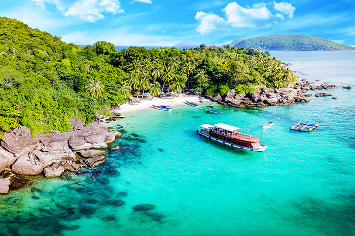Explore the breathtaking beauty of Phu Quoc in September