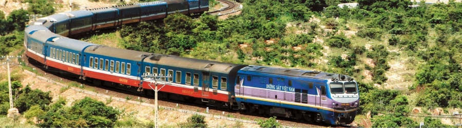 Which are the most scenic railway routes in Vietnam? 
