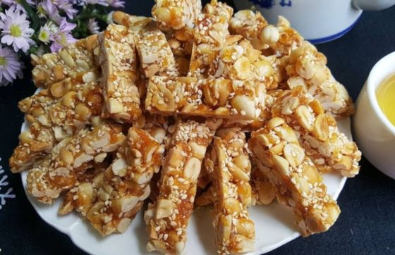 Top 10 Vietnamese Snacks - A Guide To Vietnams Favorite Treats