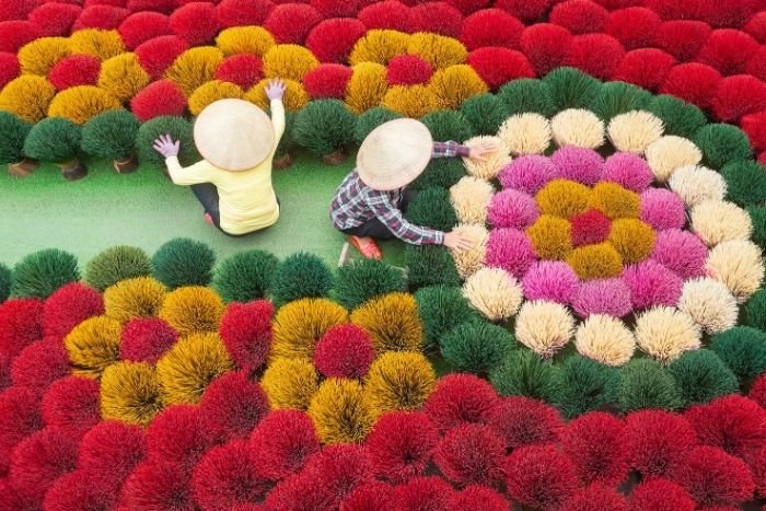 Private encounters with artisans in Vietnam’s traditional craft villages
