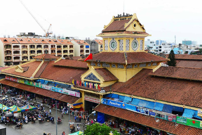 Binh Tay market with much Chinese influence