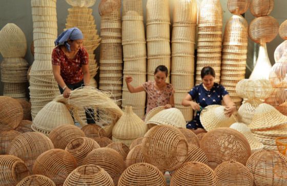 What Are The Best Souvenirs To Buy In Vietnam?