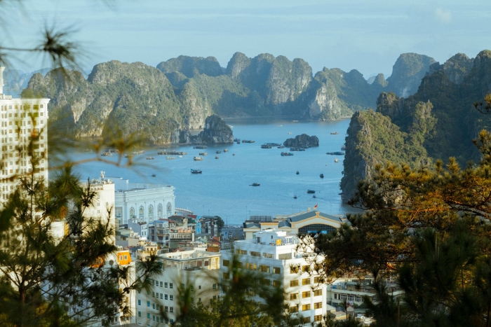 Ha Long Bay in March