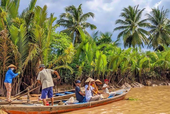 Vietnam itinerary 14 days : best things to do with your friends
