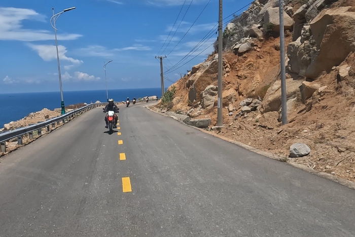 Motorbike Route Along the Ho Chi Minh Road