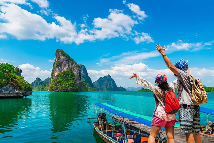 How to adapt this itinerary to the December weather?