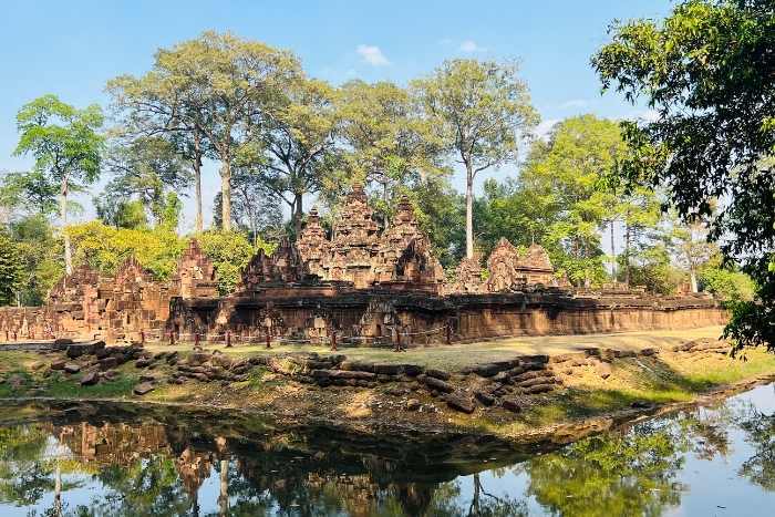 Banteay Srei, a Khmer gem not to be missed on your Vietnam Cambodia Laos tour
