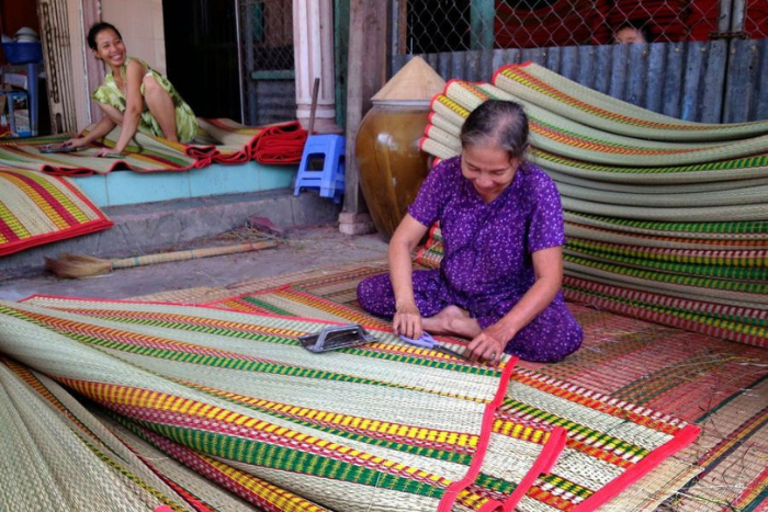 Discovery of the Sleeping Mat Workshop in Ben Tre – An Unforgettable Experience