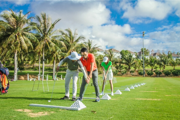 Spent Vietnam golf package 4-day in Ho Chi Minh city Mrs and Mr Michael